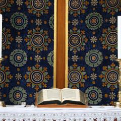 Bible on altar; Image by Ib Rasmussen (Own work), Public domain, via Wikimedia Commons