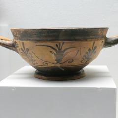 ancient Greek pottery; Image via Pixabay, CC0 Public Domain