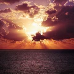 horizon, sunset, ocean, sky; Image via Pixabay, CC0 Public Domain